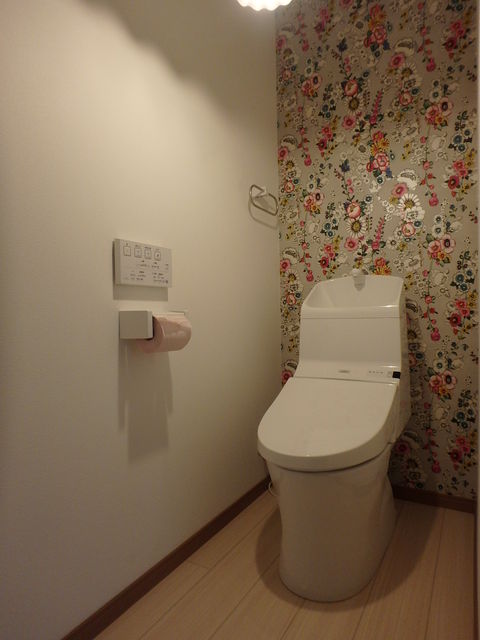 アクセントウオールのトイレ 岡山発ベストホームのリフォームブログ