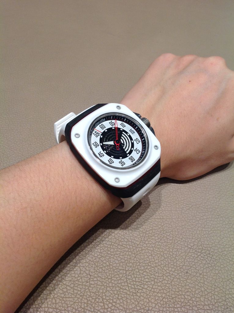 ゴリラ ウオッチ Gorilla Watch ファストバック RS ホワイト
