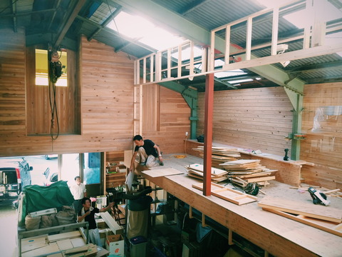 photo1