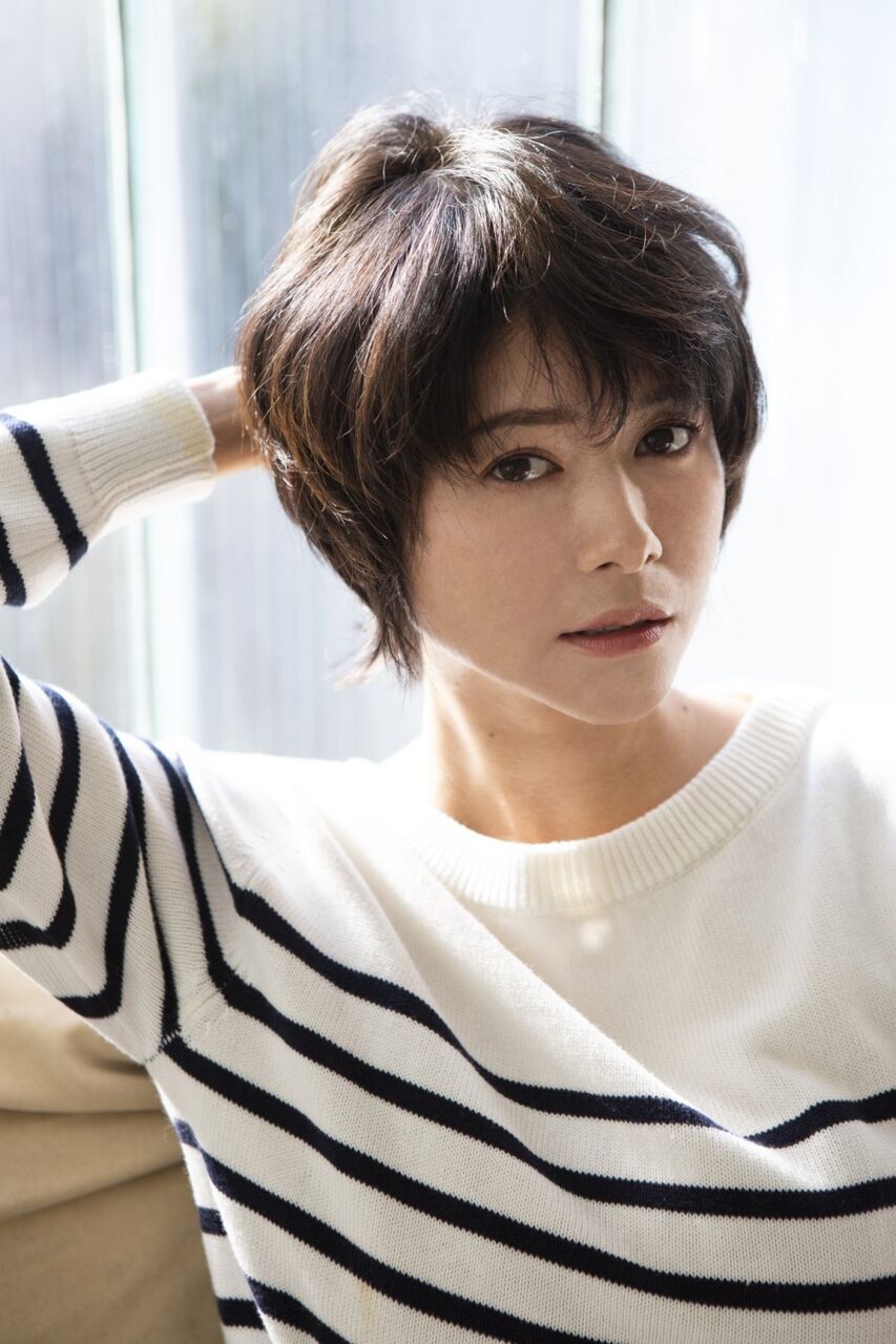輝く 美葛藤 私はそんなに強くない 真木よう子がギャップに葛藤した過去 輝くもっと美容 もっと健康 輝く 美葛藤 私はそんなに強くない 真木よう子がギャップに葛藤した過去 輝くもっと美容 もっと健康