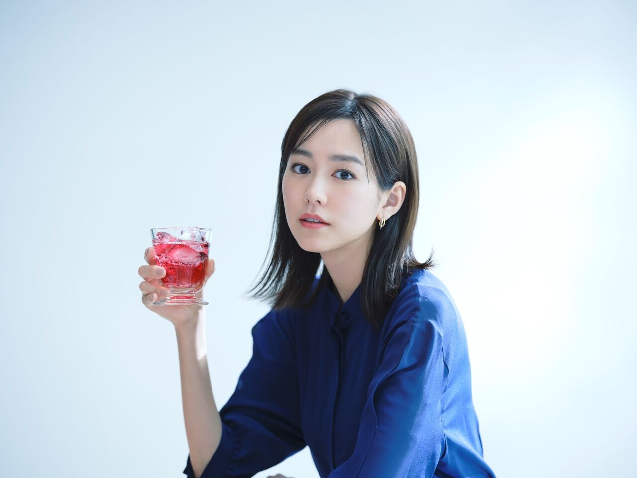 驚嘆 究極の美人 桐谷美玲 ストレートヘアの近距離ショット 輝くもっと美容 もっと健康