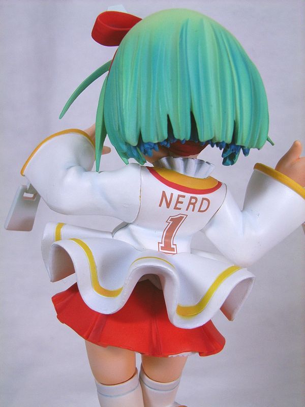 アキバBlog ナードたん 1/8 完成品フィギュア Amazon | アキバBlog ナードたん (1/8スケール PVC塗装済み完成