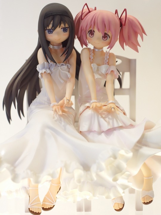MegaHobby2016S_AMAKU17
