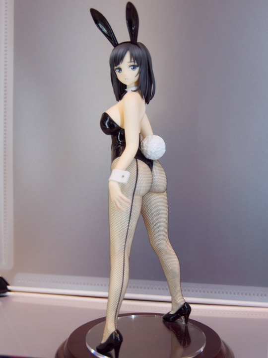 wf2016w_girl_はいてないっ?01