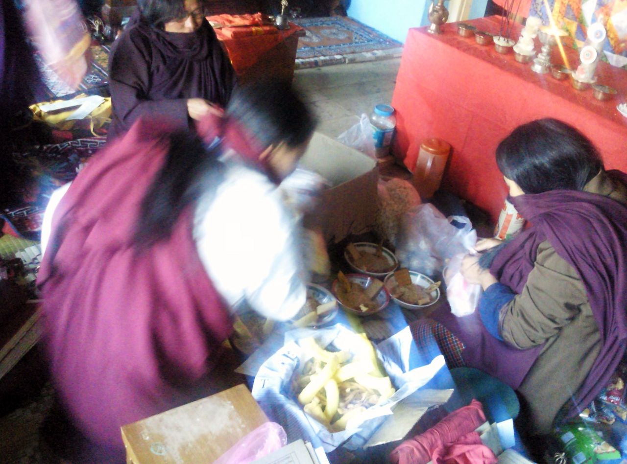 ブータンのお供えもの ブータン ダイアリー Bhutan Diary ブータンのお供えもの ブータン ダイアリー Bhutan Diary
