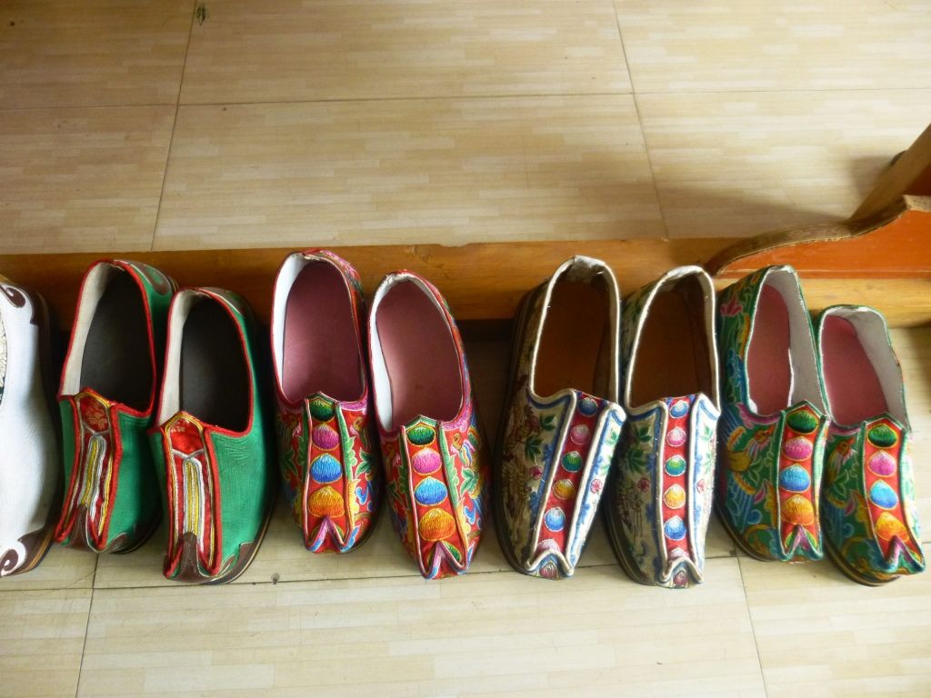 ブータンでブーツをオーダーする : ブータン・ダイアリー Bhutan Diary