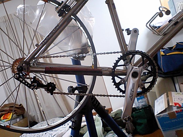 自転車をバックするとギアがかちかちいう