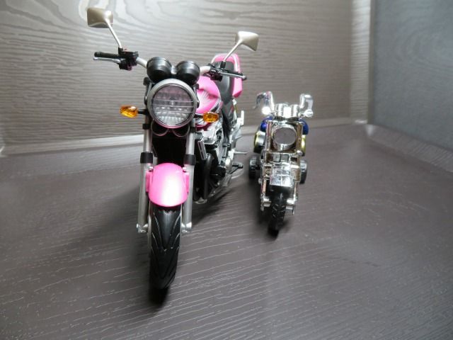 100円ショップ セリアのバイクを検証 評価辛口 フィギュア イラスト研究所