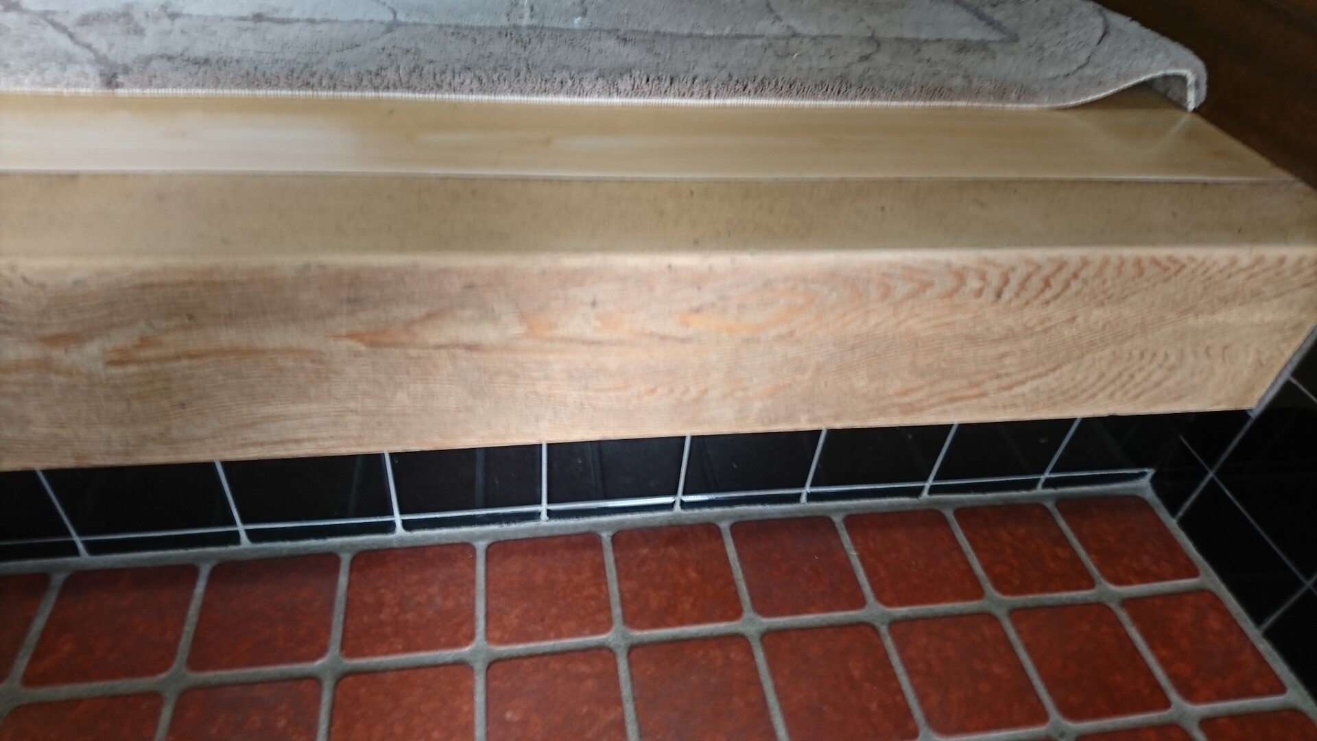 Diy 玄関上がり框塗装 Taxiドライバーのfxブログ