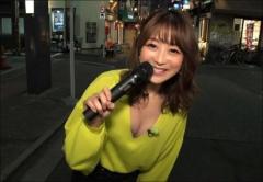 鈴木奈々 谷間全開ｾｸｼｰﾘﾎﾟ!ｴﾛすぎる胸ﾁﾗ連発に視聴者大興奮