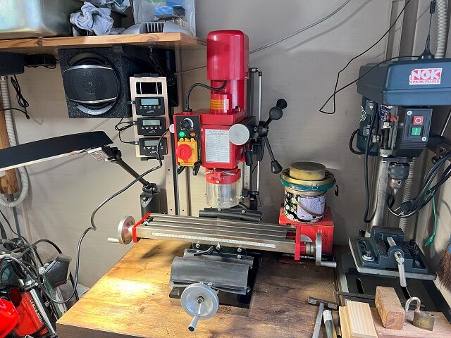 卓上フライス盤 XJ9512 の制御ボックス交換 : 新 レゴラリータがやってきた