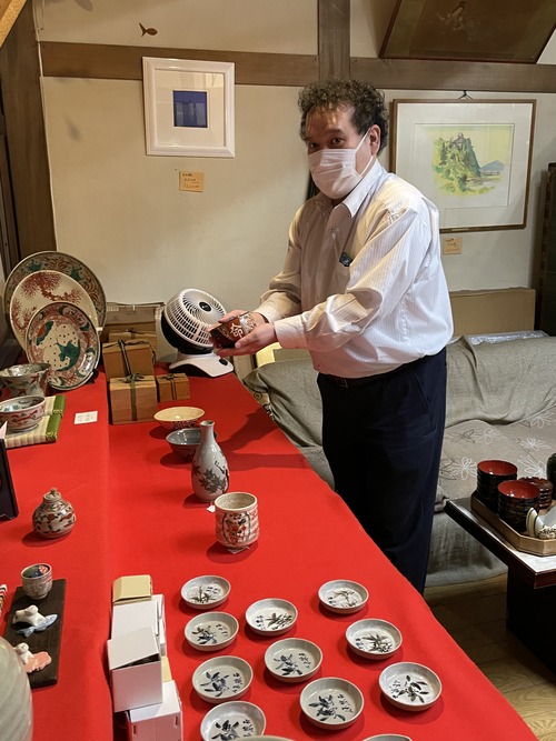 5D9E7383-0D21-4527-8FAB-22B78C323D41