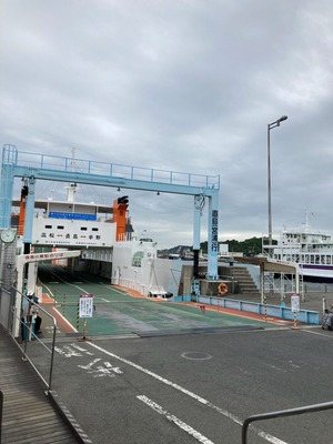 FCC4682D-AD7B-4904-AB7C-D303D98DE4B4