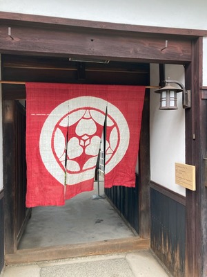 CA63F813-9D12-439C-B49D-C60AA146E710