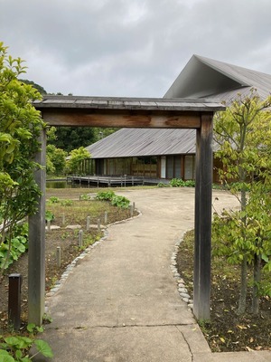 106F4240-A67C-44FF-BB19-4F686F1C324A