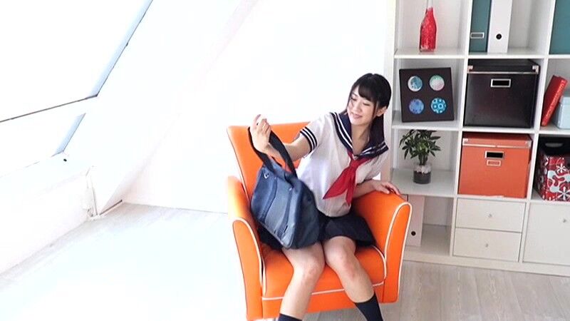 安達美波美乳＆美尻で手ぶらTバック着エロイメージビデオ