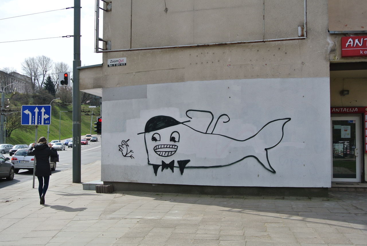 ヴィリニュスの落書き From Vilna