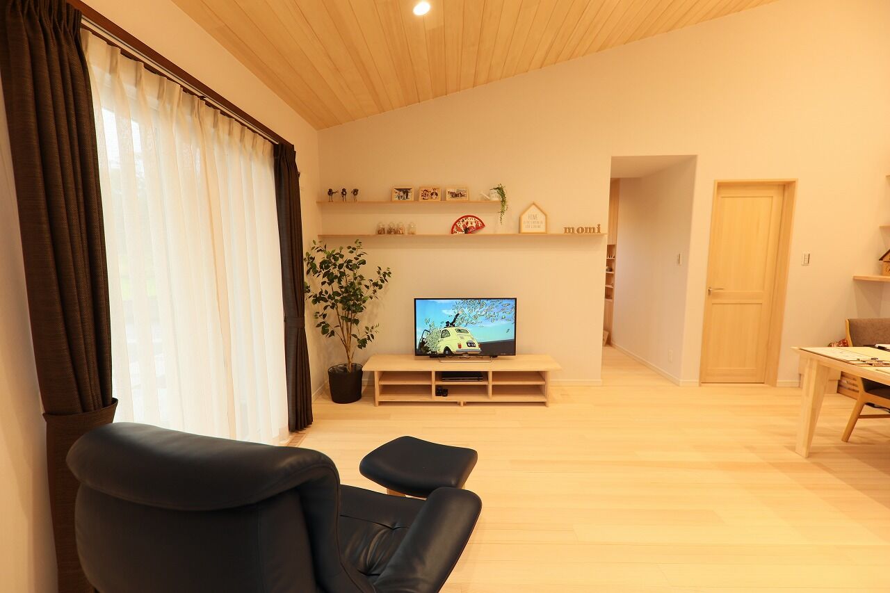 もみの木の家を建てる人の手相 ビカビの家を建てました もみの木の家を建てる人の手相 ビカビの家を建てました