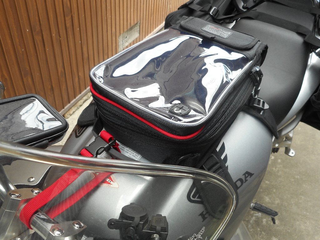 北海道ツーリング用に買ったバッグなど : ずっと元気でバイクに 北海道ツーリング用に買ったバッグなど : ずっと元気でバイクに