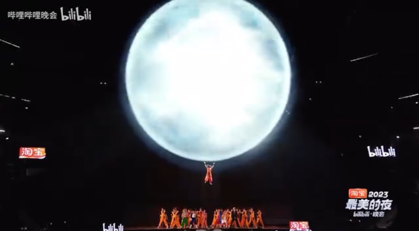 【動画】大晦日の中国で炸裂！神級の「ドラゴンボールショー」が圧巻すぎて話題！