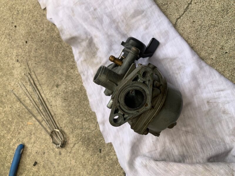 【悲報】中古で買ったスクーターのエンジンかからない理由がわからない????