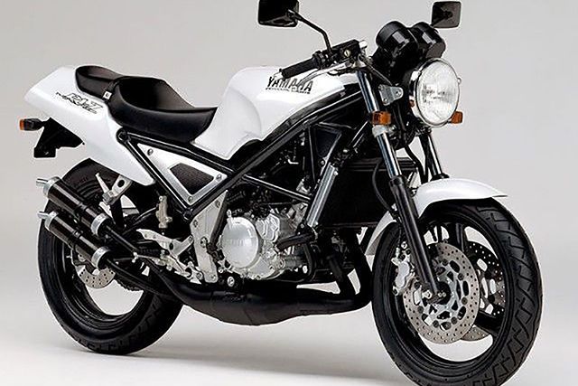 乗ってたバイクの名前を書いてって！！！