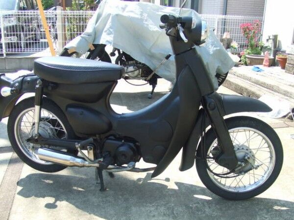 スーパーカブの車体を真っ黒に自家塗装しようと思うだが？