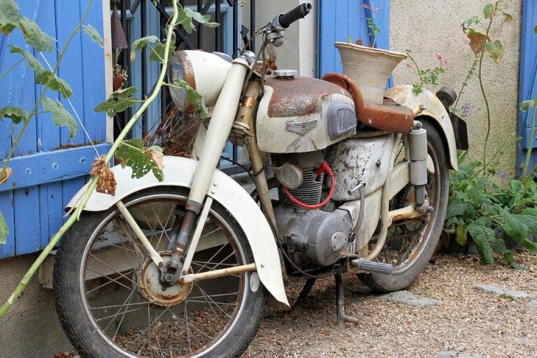 バイクって雨晒しだと壊れちゃう？