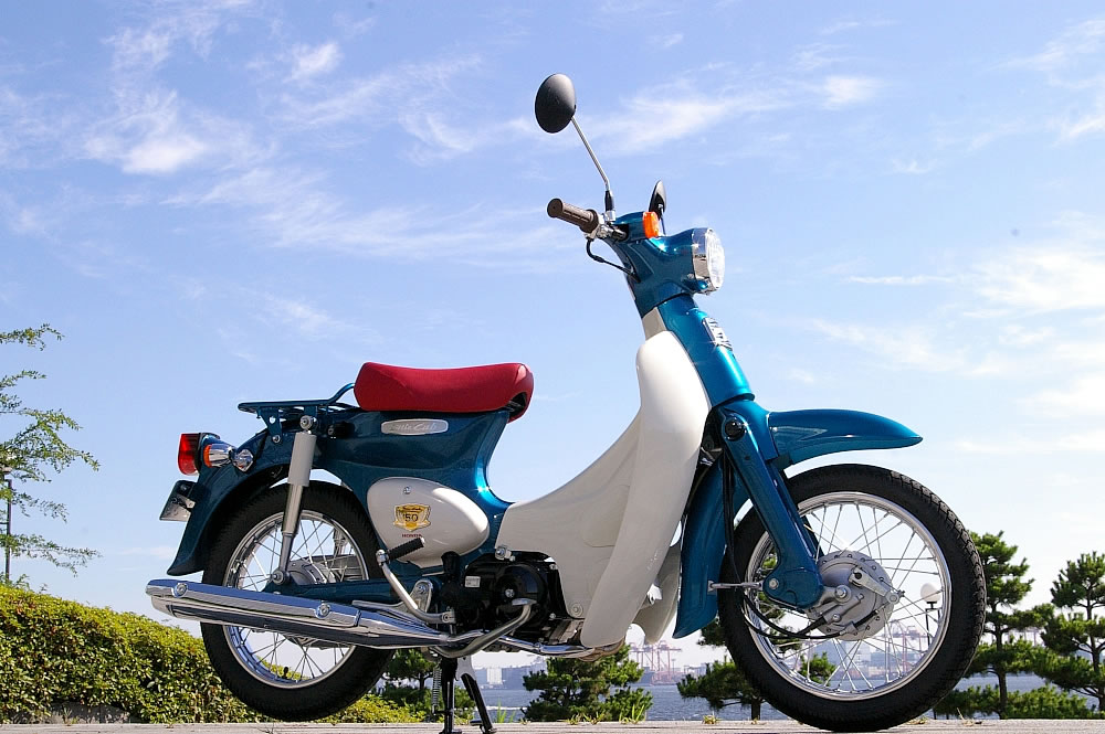 究極の原付！通学もツーリングにも使える最強なの教えてくれ？