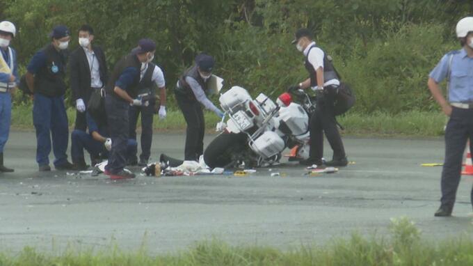 【北海道】白バイ警官死亡で初公判…トラック側「120キロのバイクの接近を予見、回避は不可能」と無罪主張…