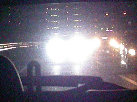 【クソ】LEDヘッドライト眩しいすぎるんじゃ！！！！