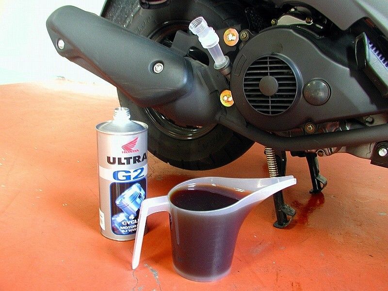 原付バイクってオイル交換しなくていいよな？