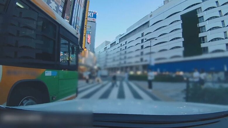 車運転手「えっ都バスが赤信号で横断歩道通ったんだけど」ドラレコをTV局に投稿してしまう…