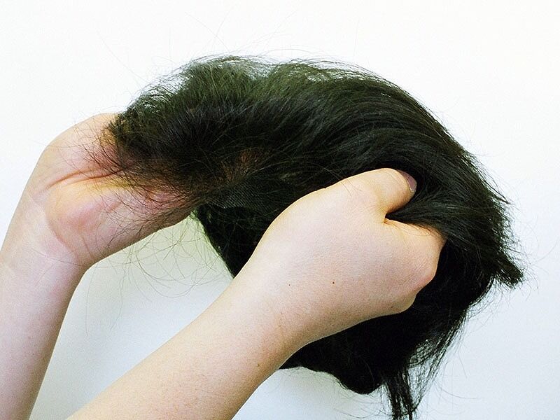 免許証の写真ってカツラかぶっててもいい？