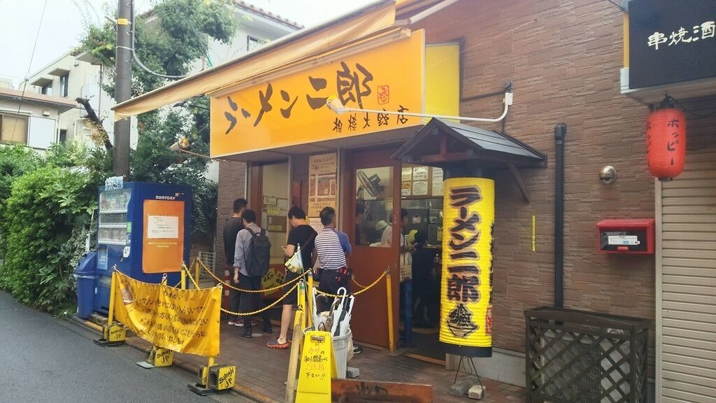 【画像】ラーメン屋「あなたで麺切れです。後から来る人断っといて」