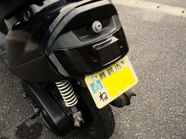 【クソ】50ccを黄色やピンクナンバーにしてるやつ見ると腹立つよな！