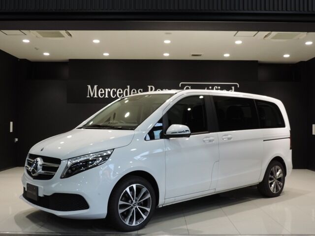 ベンツのハイエースに乗ってた男さん。保険会社から代車は国産のハイエースと言われ激おこ