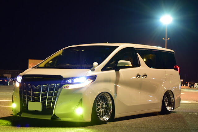 無知ゆえの無意識迷惑行為怒り心頭！「晴れてるのにフォグランプ点けるな」