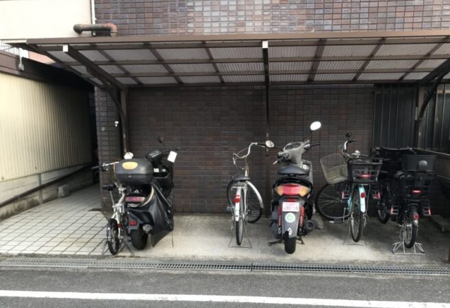【クソ】無断でバイクを動かすマンション管理人に腹が立つ！！