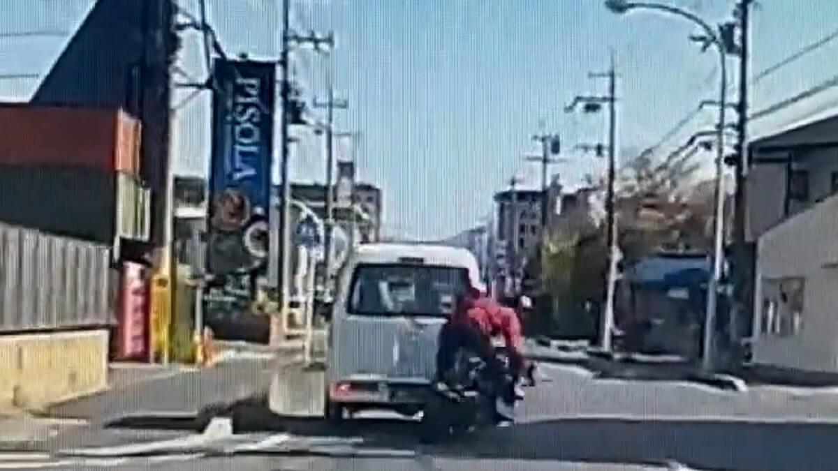 【クソ】バイク乗ってると煽ってくる軽自動車男何なんなの？