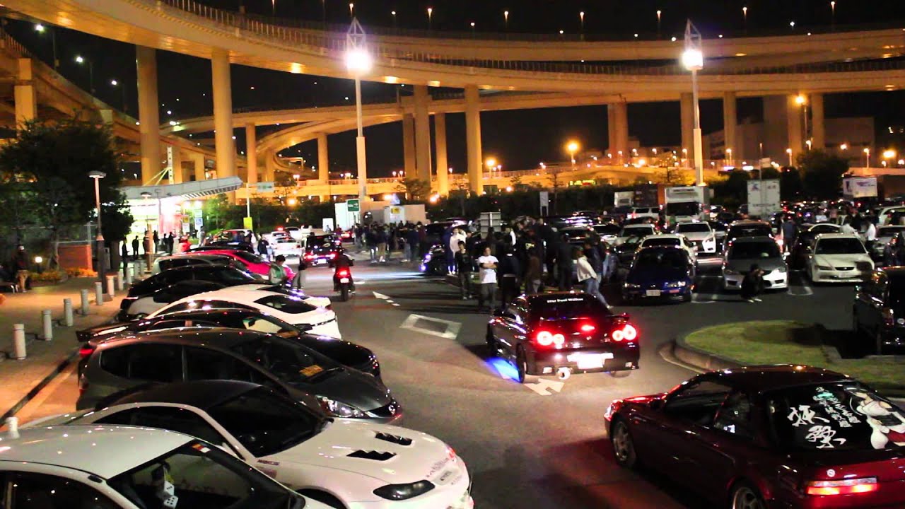 もはや無法地帯？大黒PAにケバブの無許可屋台現るwww