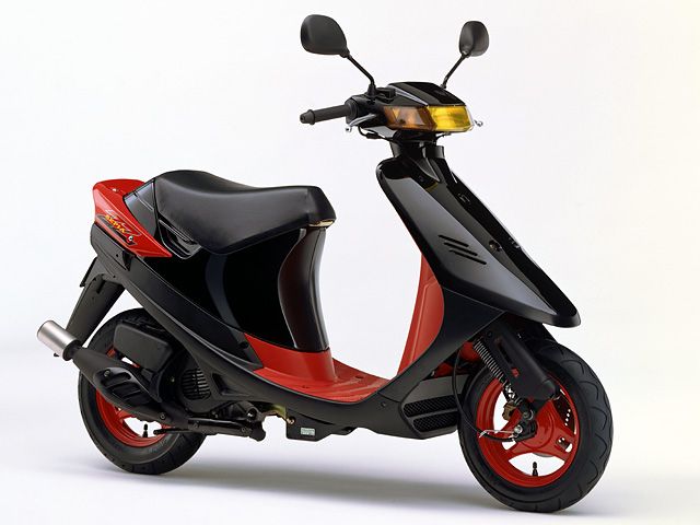 大型バイク乗ってる今でも初めて原付乗った時の感動って覚えてるよなｗｗｗ