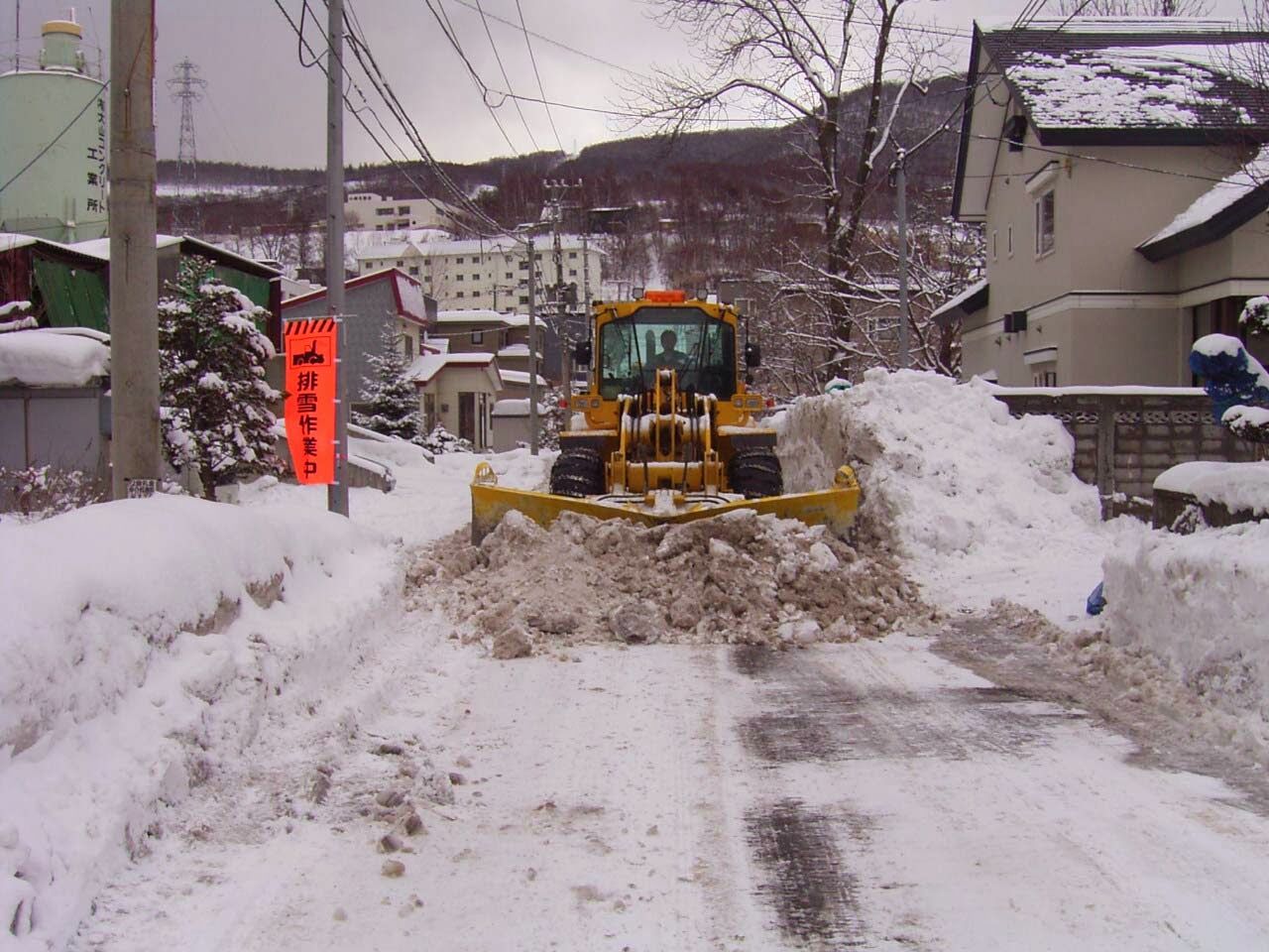 【画像】北海道の無慈悲な除雪がこちらｗｗｗ