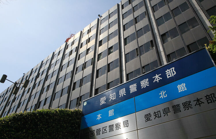 【愛知県警】赤信号で車と衝突し相手を訴える「サイレン鳴らしてた」←ドラレコの音声記録削除