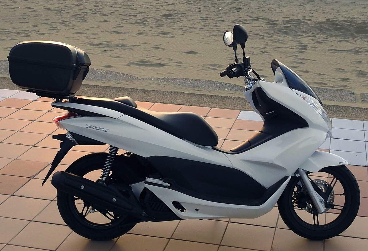 ホンダPCX納車！準備するべきアイテム何買えばいい？