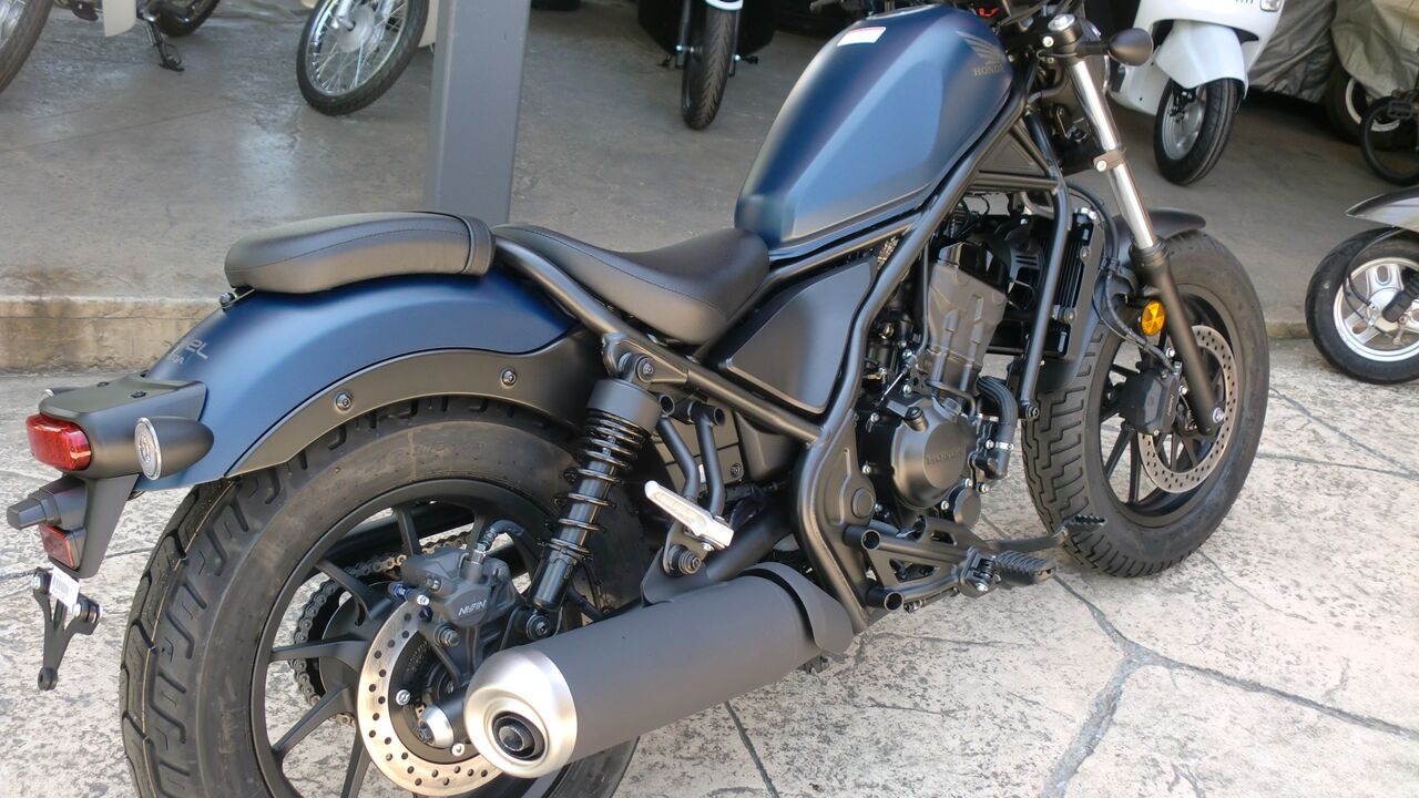 レブル 250 マッドジーンズブルーメタリック 塗料 レブル250 タンク