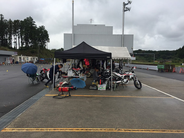 スポーツスターでサーキット初走行 鈴鹿ツイン ラパラ 風太郎のバイク旅とキャンプ Xl10cx スポーツスターでサーキット初走行 鈴鹿ツイン ラパラ 風太郎のバイク旅とキャンプ Xl10cx