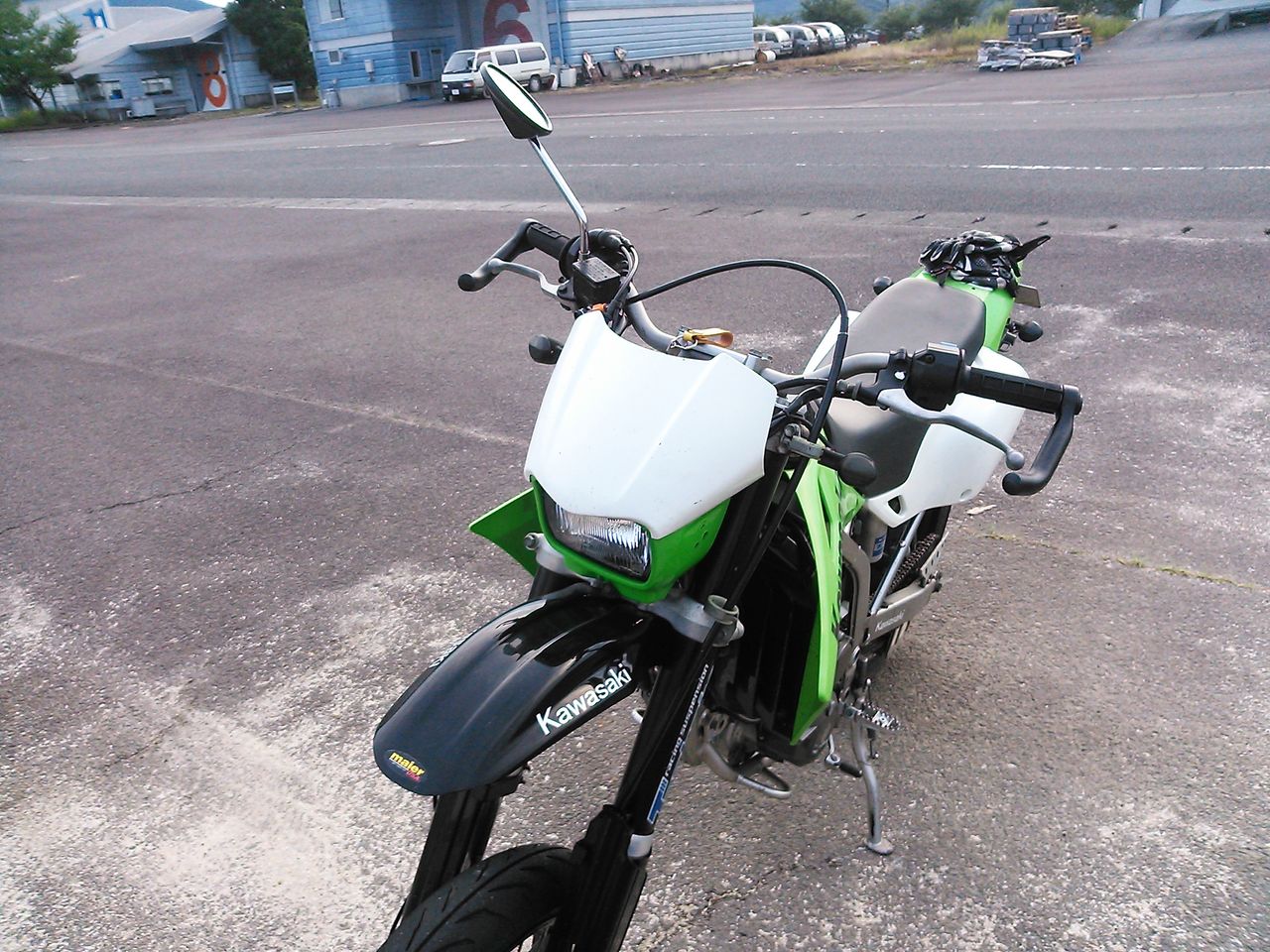 Dトラッカー Sb２５０ にハンドガードっぽいものをつけてる 実は自転車の ハタカラ