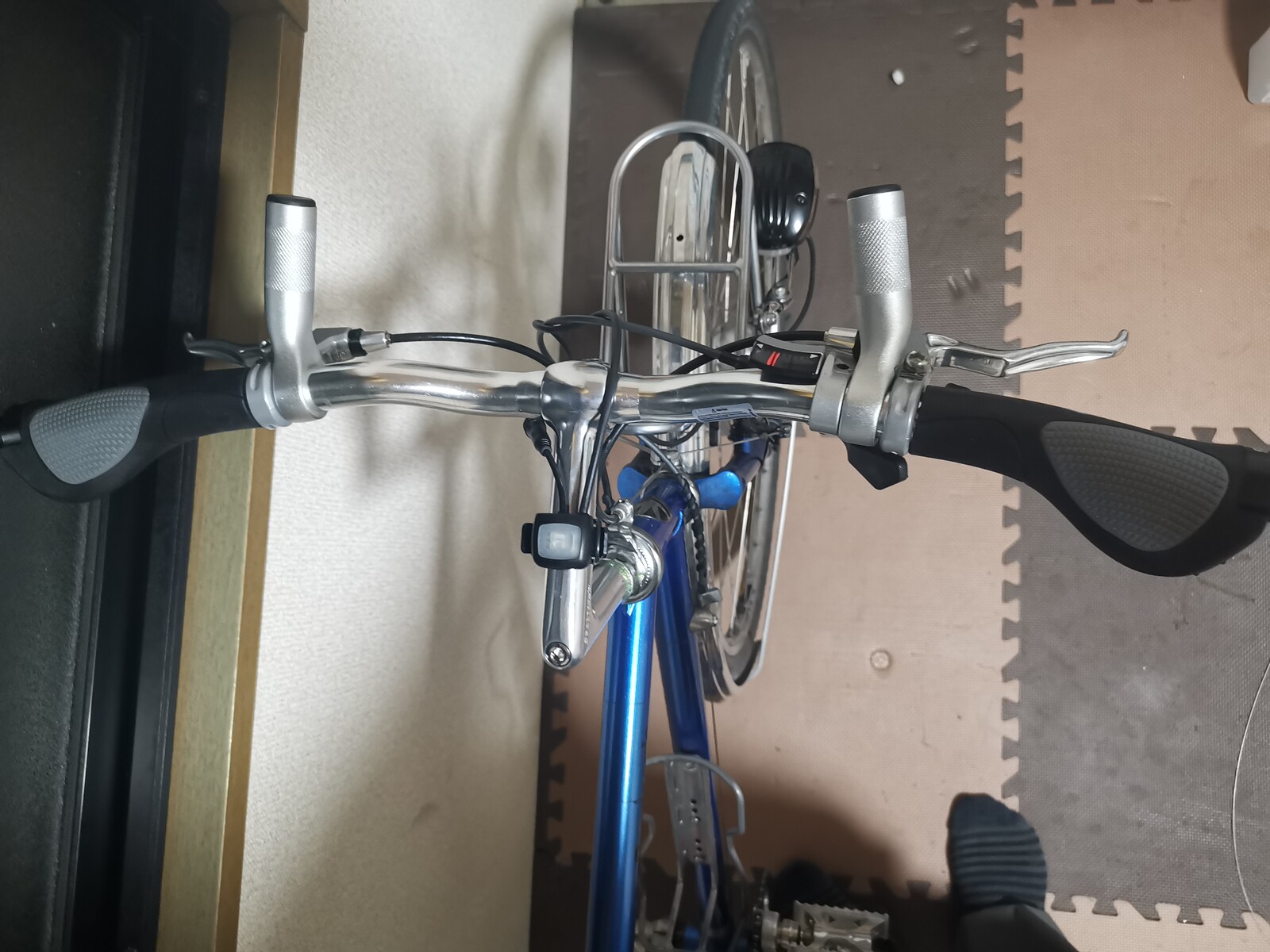 バーエンド 自転車 外側と内側