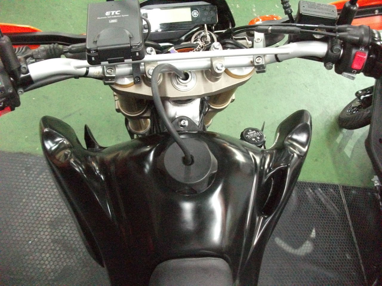WR250Rのビッグタンク。 : bikeman52の足跡 WR250Rのビッグタンク。 : bikeman52の足跡